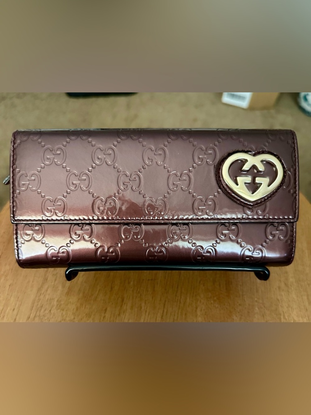 Gucci Shiny Guccissima Lovely Heart Continental Wallet in metallic burgundy